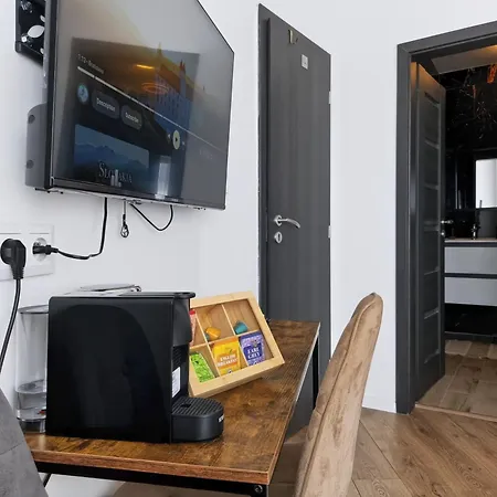 Appartement Cozy Rooftop Sunny W Terrace & Views Bratislava